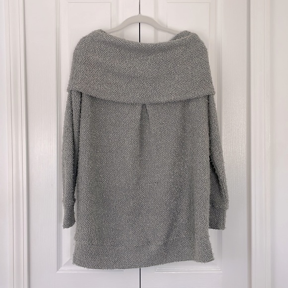 Alltar’d State Off the Shoulder Grey Sweater - Size: S - Picture 2 of 3